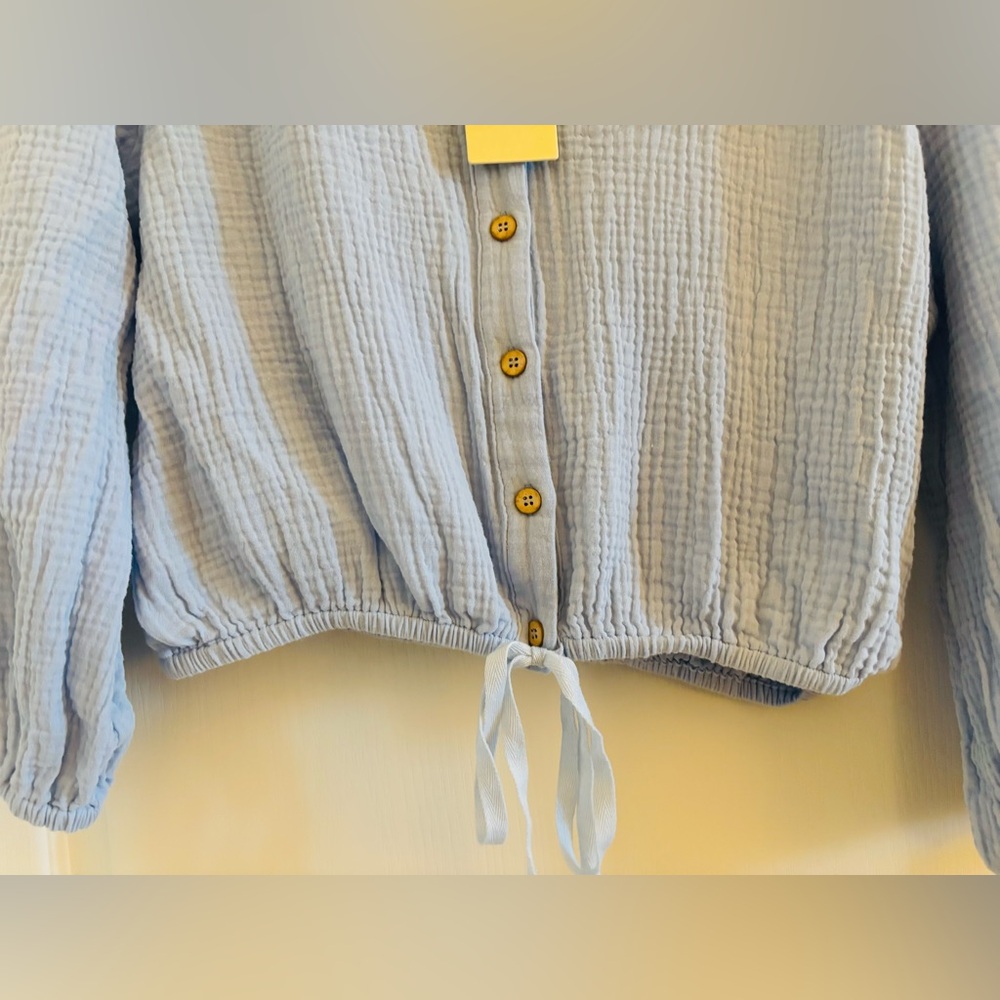 ELAN Long Sleeve Crop Drawstring Cora Button Down Top(S) - Picture 3 of 6